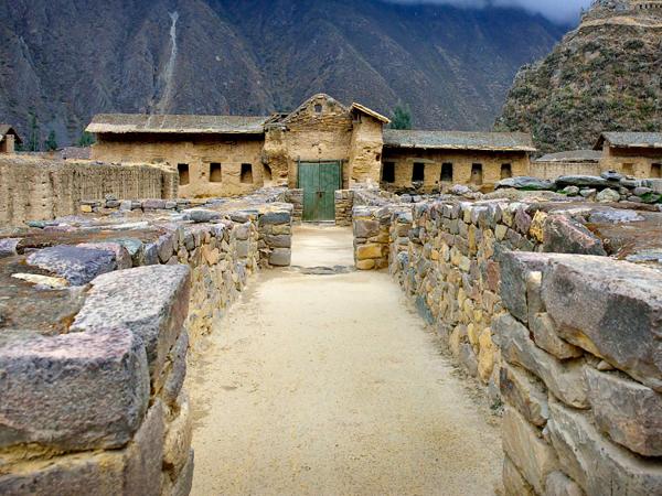 The Ollantaytambo Fortress or The Royal House of the Sun