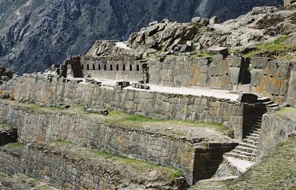 Day 1: Pick up from Airport - Transfer to Ollantaytambo - Overnight in Ollantaytambo