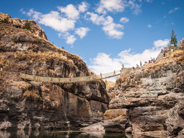 Q'eswachaca bridge: Into the entrails of Cusco City