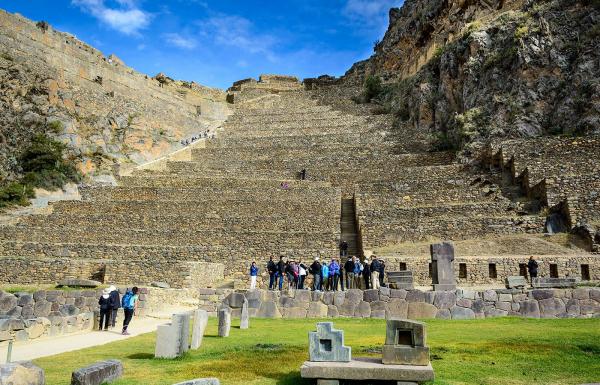 Day 2: Sacred Valley of the Incas - Night in Ollantaytambo