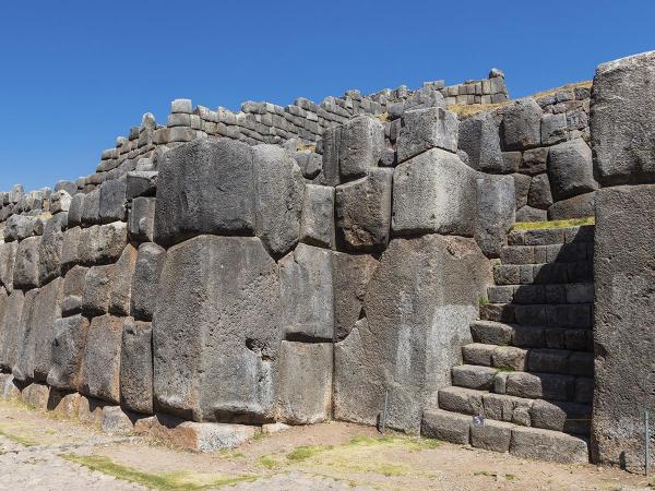 Sacsayhuaman: The stones of the religious Inca empire