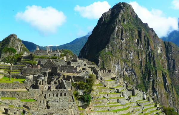 Day 1: Transfer Cusco - Ollantaytambo - Aguas Calientes - Machu Picchu - Aguas Calientes - Return to Cusco